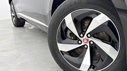 2022 (22) JAGUAR F-PACE 2.0 D200 S 5dr Auto AWD 5037806