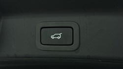 2022 (22) JAGUAR F-PACE 2.0 D200 S 5dr Auto AWD 5037802