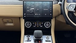 2022 (22) JAGUAR F-PACE 2.0 D200 S 5dr Auto AWD 5037781