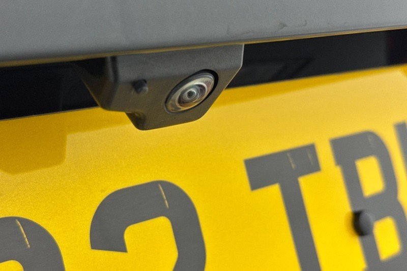 2022 (22) JAGUAR F-PACE 2.0 D200 S 5dr Auto AWD 5037803