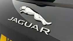 2022 (22) JAGUAR F-PACE 2.0 D200 S 5dr Auto AWD 5037807