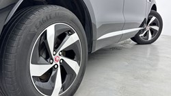 2022 (22) JAGUAR F-PACE 2.0 D200 S 5dr Auto AWD 5037810