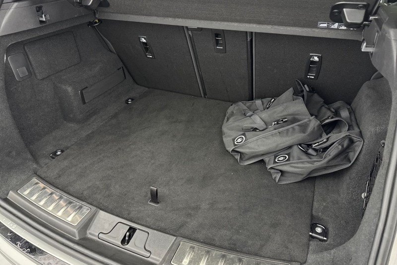 2023 (72) LAND ROVER RANGE ROVER EVOQUE 1.5 P300e R-Dynamic SE 5dr Auto 5033988