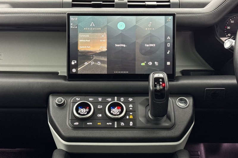 2021 (21) LAND ROVER DEFENDER 3.0 D250 X-Dynamic HSE 110 5dr Auto [7 Seat] 5035836