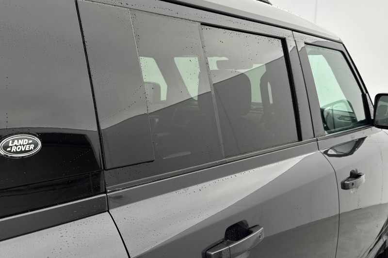 2021 (21) LAND ROVER DEFENDER 3.0 D250 X-Dynamic HSE 110 5dr Auto [7 Seat] 5035868