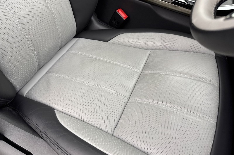 2025 (25) LAND ROVER RANGE ROVER EVOQUE 2.0 D200 Autobiography 5dr Auto [Revised] 5006067