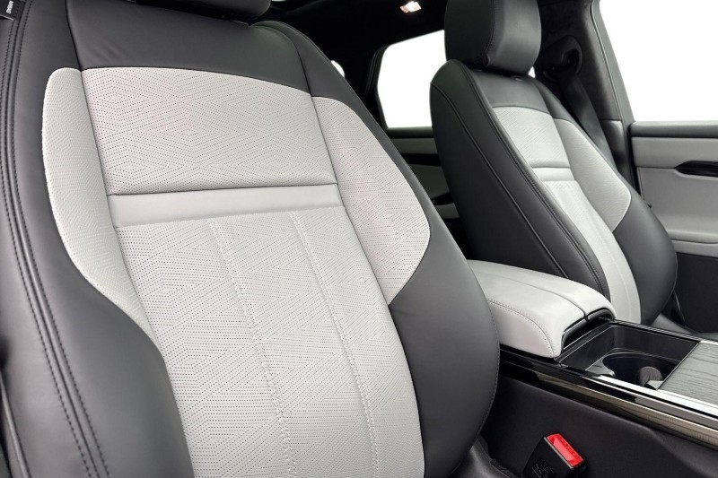 2025 (25) LAND ROVER RANGE ROVER EVOQUE 2.0 D200 Autobiography 5dr Auto [Revised] 5006068