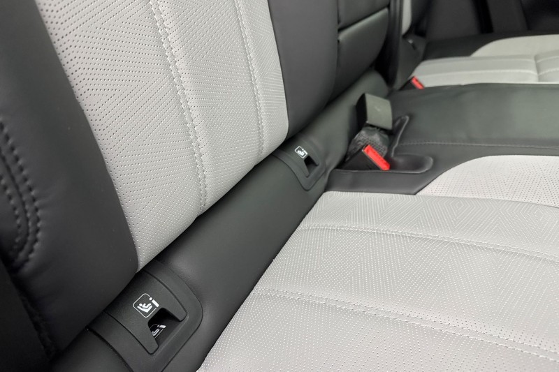 2025 (25) LAND ROVER RANGE ROVER EVOQUE 2.0 D200 Autobiography 5dr Auto [Revised] 5006078