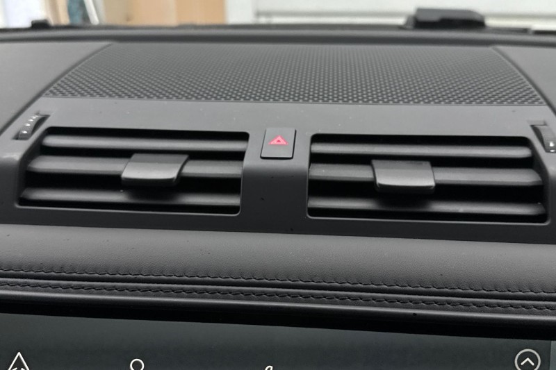 2024 (74) LAND ROVER DEFENDER 3.0 D250 X-Dynamic HSE 90 3dr Auto 5030286