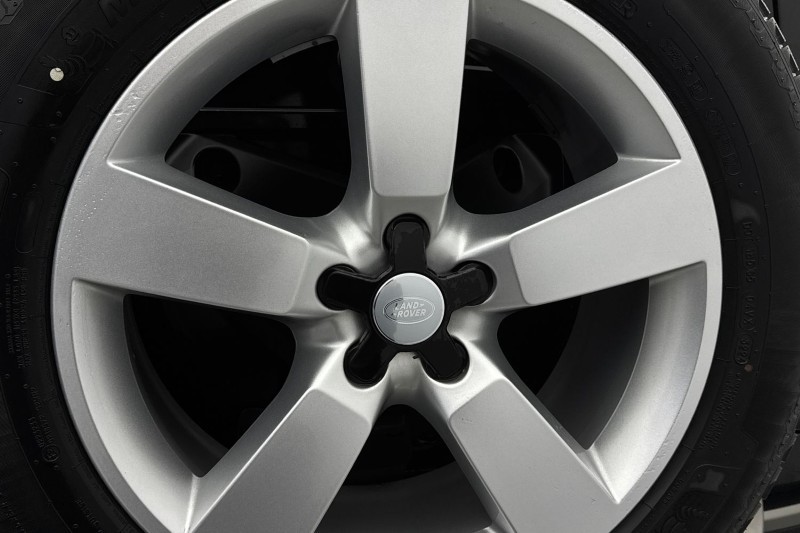 2024 (74) LAND ROVER DEFENDER 3.0 D250 X-Dynamic HSE 90 3dr Auto 5030295