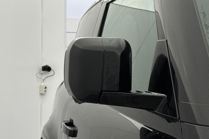 2024 (74) LAND ROVER DEFENDER 3.0 D250 X-Dynamic HSE 90 3dr Auto 5030299