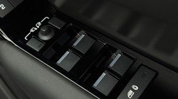 2024 (24) LAND ROVER RANGE ROVER VELAR 2.0 D200 MHEV Dynamic HSE 5dr Auto 5030724