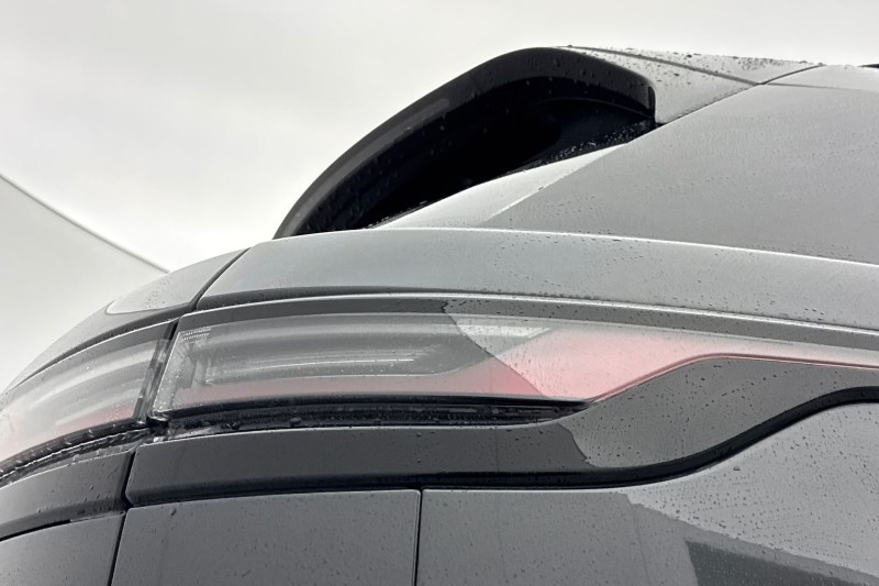 2024 (24) LAND ROVER RANGE ROVER VELAR 2.0 D200 MHEV Dynamic HSE 5dr Auto 5030746