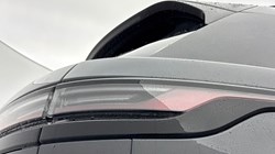 2024 (24) LAND ROVER RANGE ROVER VELAR 2.0 D200 MHEV Dynamic HSE 5dr Auto 5030746