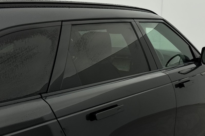 2024 (24) LAND ROVER RANGE ROVER VELAR 2.0 D200 MHEV Dynamic HSE 5dr Auto 5030750