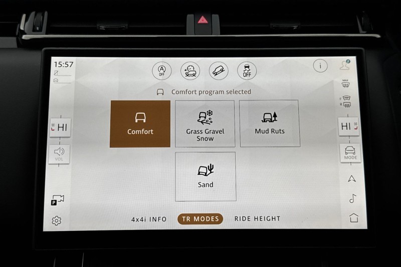 2024 (24) LAND ROVER RANGE ROVER VELAR 2.0 D200 MHEV Dynamic HSE 5dr Auto 5030734