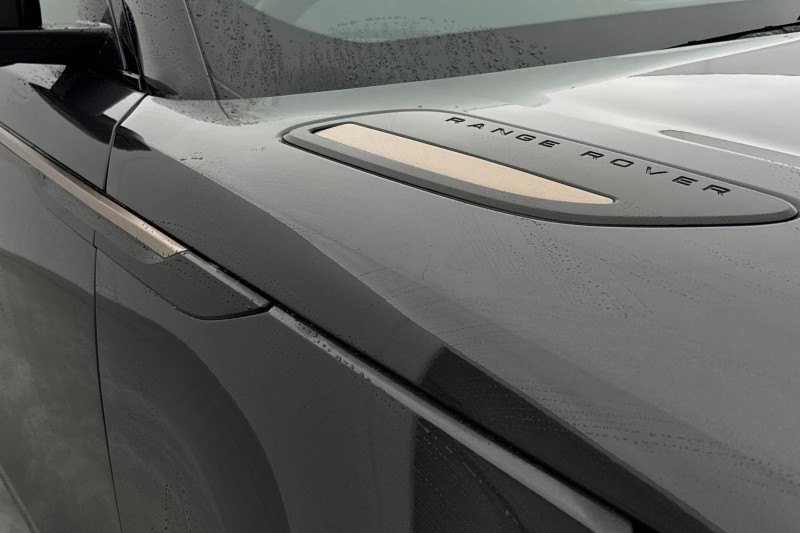 2024 (24) LAND ROVER RANGE ROVER VELAR 2.0 D200 MHEV Dynamic HSE 5dr Auto 5030721