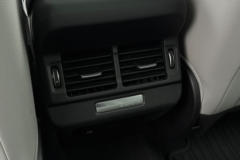 2021 (71) LAND ROVER RANGE ROVER EVOQUE 2.0 D200 S 5dr Auto 5019227