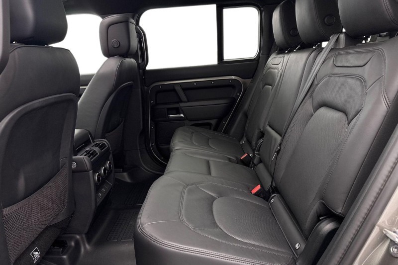 2024 (74) LAND ROVER DEFENDER 3.0 D350 X-Dynamic HSE 110 5dr Auto [7 Seat] 5019400