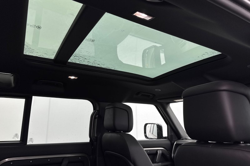 2024 (74) LAND ROVER DEFENDER 3.0 D350 X-Dynamic HSE 110 5dr Auto [7 Seat] 5019447