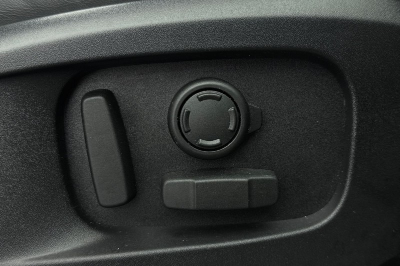 2024 (74) LAND ROVER DEFENDER 3.0 D350 X-Dynamic HSE 110 5dr Auto [7 Seat] 5019420