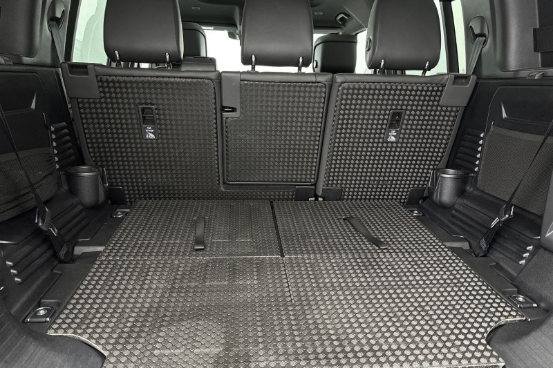 2024 (74) LAND ROVER DEFENDER 3.0 D350 X-Dynamic HSE 110 5dr Auto [7 Seat] 5019406