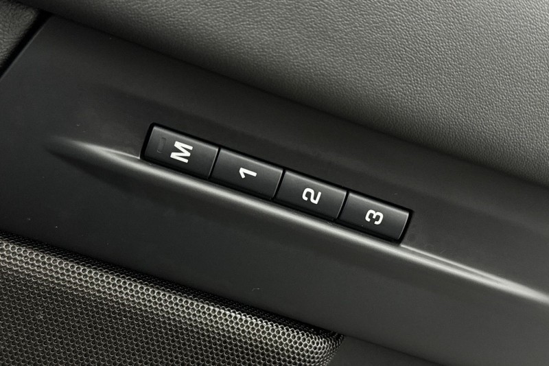 2024 (24) LAND ROVER RANGE ROVER EVOQUE 2.0 D200 Dynamic HSE 5dr Auto 5014684