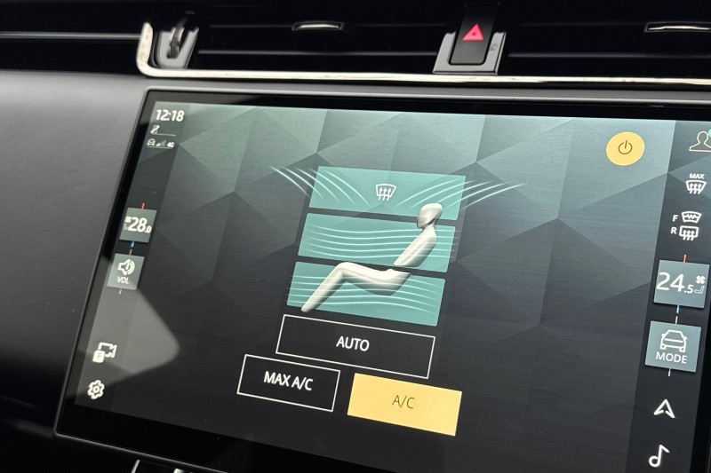 2024 (24) LAND ROVER RANGE ROVER EVOQUE 2.0 D200 Dynamic HSE 5dr Auto 5014664