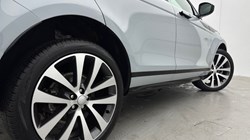 2024 (24) LAND ROVER RANGE ROVER EVOQUE 2.0 D200 Dynamic HSE 5dr Auto 5014679