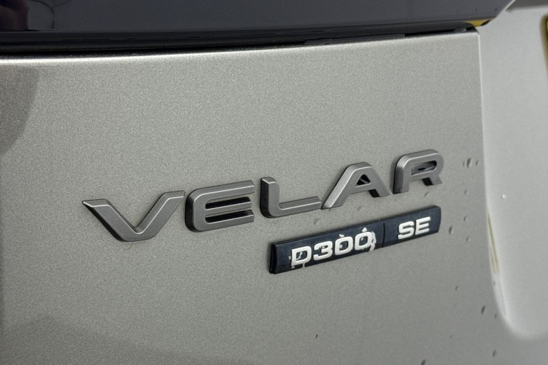 2018 (68) LAND ROVER RANGE ROVER VELAR 3.0 D300 R-Dynamic SE 5dr Auto 5105784