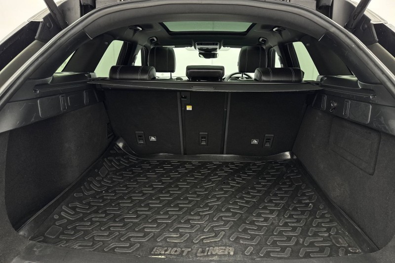 2018 (68) LAND ROVER RANGE ROVER VELAR 3.0 D300 R-Dynamic SE 5dr Auto 5105751