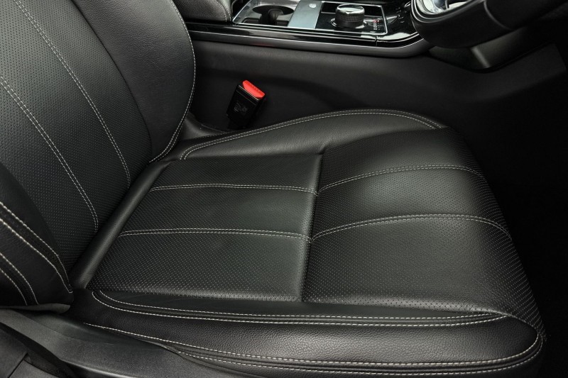 2018 (68) LAND ROVER RANGE ROVER VELAR 3.0 D300 R-Dynamic SE 5dr Auto 5105766