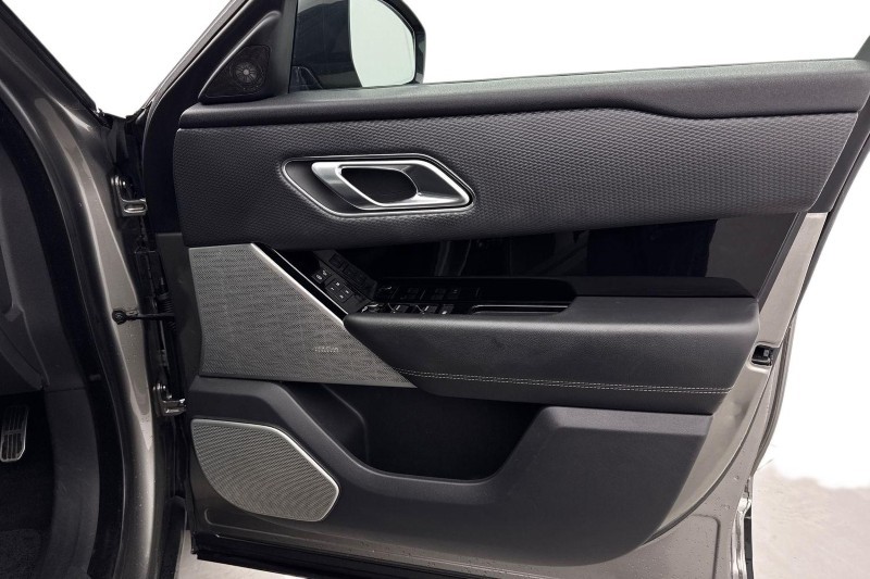 2018 (68) LAND ROVER RANGE ROVER VELAR 3.0 D300 R-Dynamic SE 5dr Auto 5105763