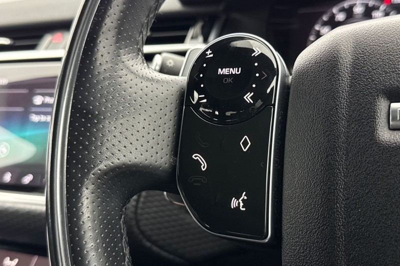 2018 (68) LAND ROVER RANGE ROVER VELAR 3.0 D300 R-Dynamic SE 5dr Auto 5105768