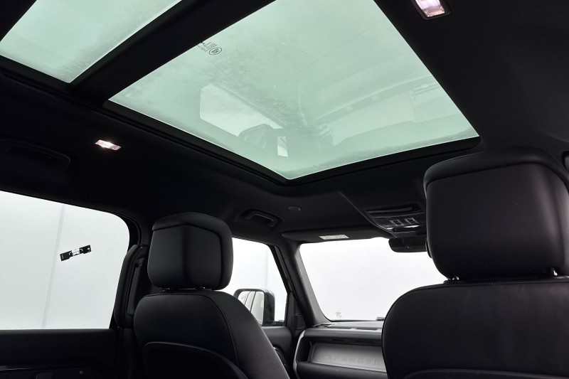 2024 (74) LAND ROVER DEFENDER 3.0 D350 X-Dynamic HSE 110 5dr Auto [7 Seat] 5012930