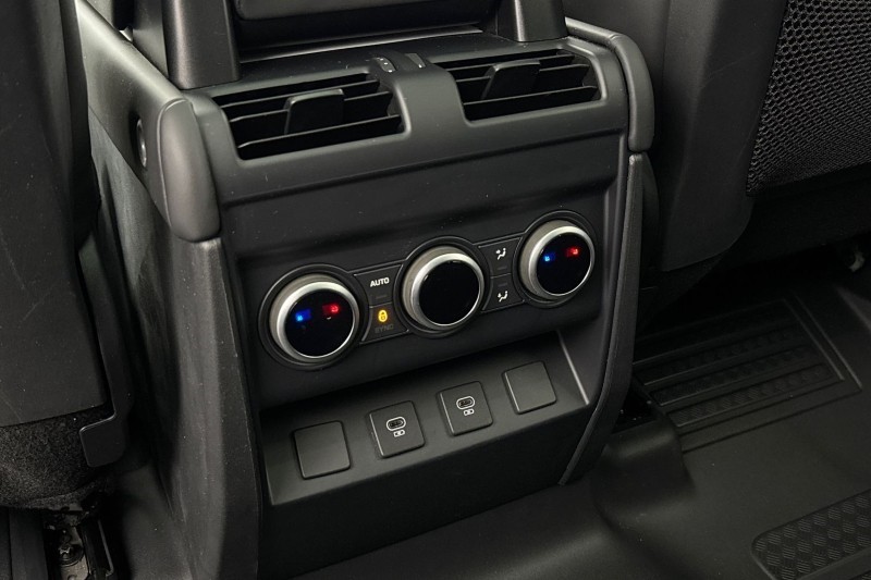 2024 (74) LAND ROVER DEFENDER 3.0 D350 X-Dynamic HSE 110 5dr Auto [7 Seat] 5012927