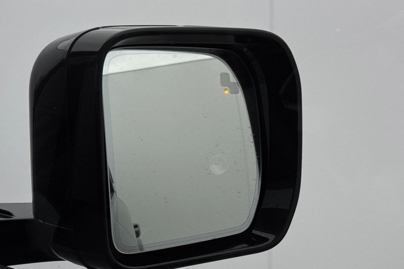 2024 (74) LAND ROVER DEFENDER 3.0 D350 X-Dynamic HSE 110 5dr Auto [7 Seat] 5012962