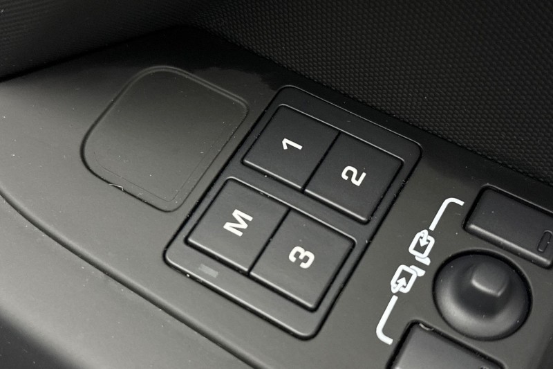 2024 (74) LAND ROVER DEFENDER 3.0 D350 X-Dynamic HSE 110 5dr Auto [7 Seat] 5012957