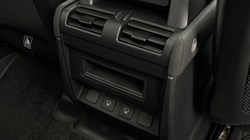 2022 (72) LAND ROVER DEFENDER 3.0 D300 X-Dynamic SE 110 5dr Auto 5048488