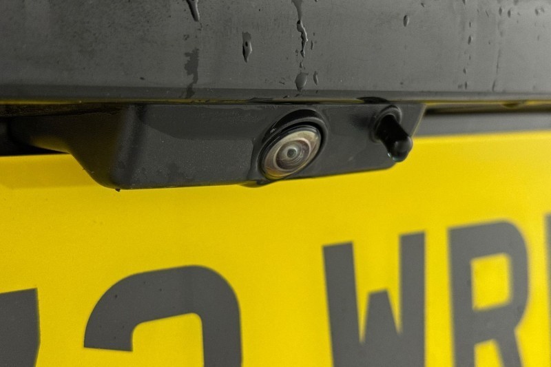 2022 (72) LAND ROVER DEFENDER 3.0 D300 X-Dynamic SE 110 5dr Auto 5048508