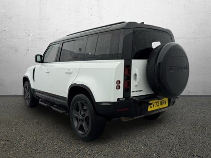 2022 (72) LAND ROVER DEFENDER 3.0 D300 X-Dynamic SE 110 5dr Auto
