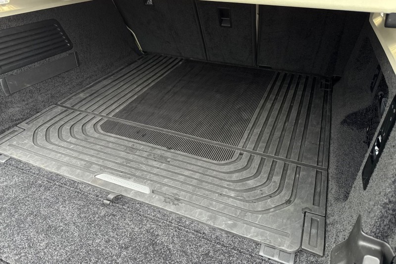 2024 (74) LAND ROVER RANGE ROVER 3.0 P460e Autobiography LWB 4dr Auto 5030339