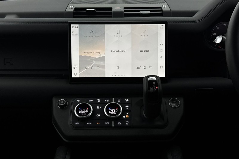 2024 (74) LAND ROVER DEFENDER 3.0 D350 Outbound 130 5dr Auto 5006220