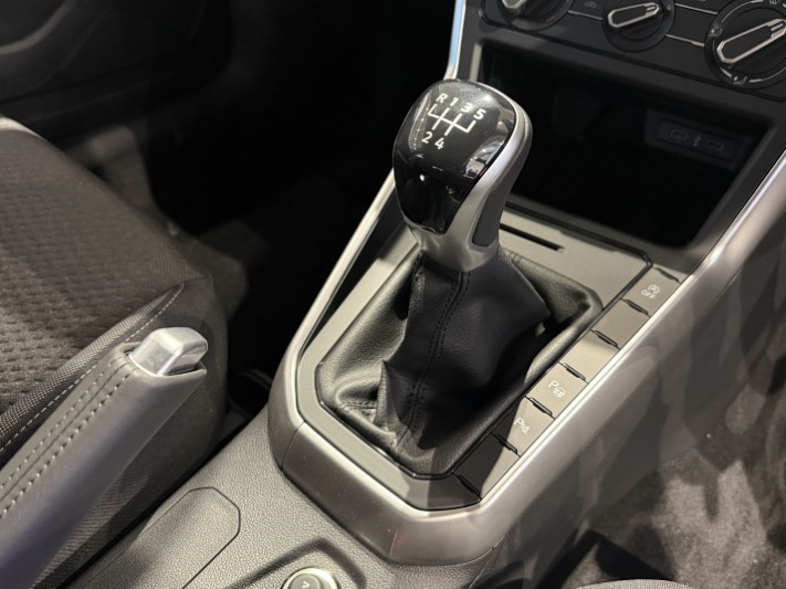  VOLKSWAGEN TAIGO 1.0 TSI Life 5dr 4839865