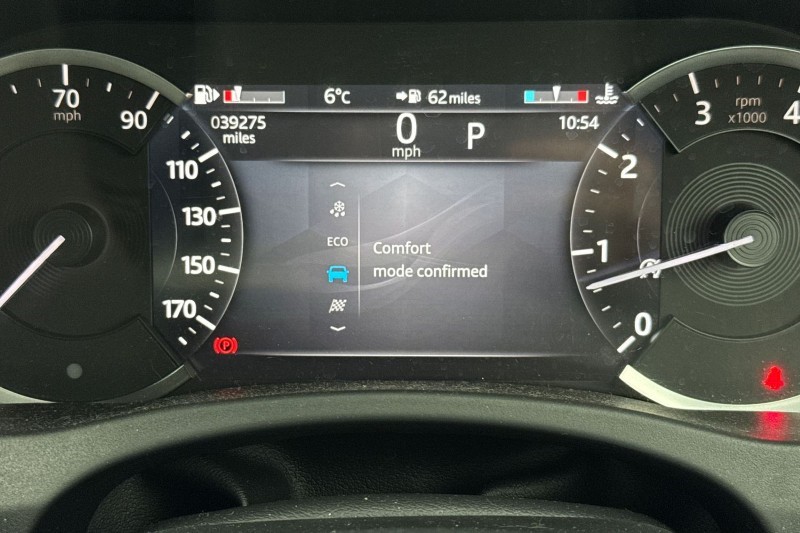 2021 (21) JAGUAR XE 2.0 P250 R-Dynamic Black 4dr Auto 5008875