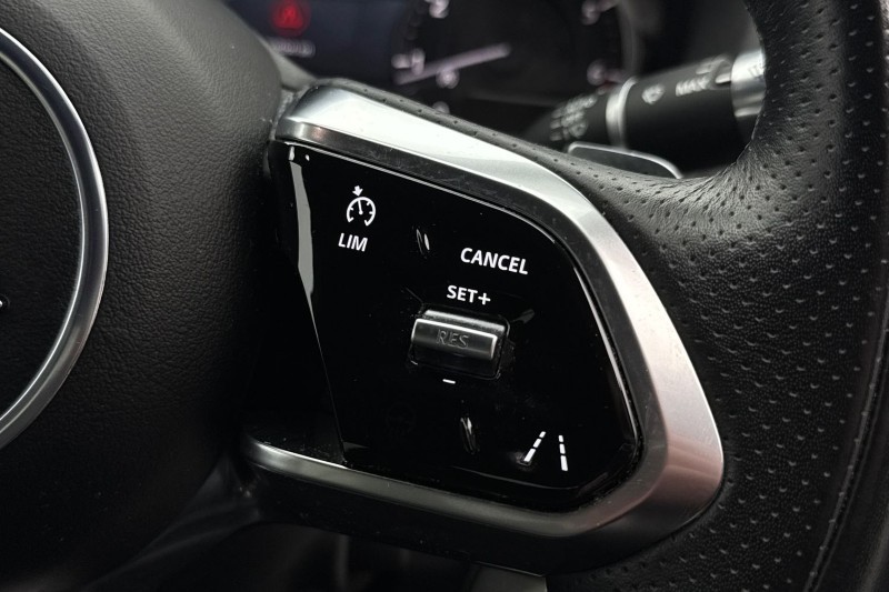 2021 (21) JAGUAR XE 2.0 P250 R-Dynamic Black 4dr Auto 5008855