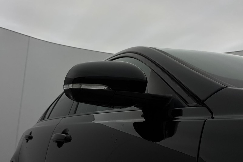 2021 (21) JAGUAR XE 2.0 P250 R-Dynamic Black 4dr Auto 5008873