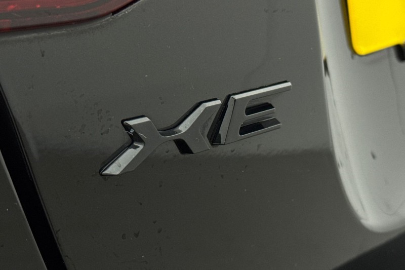 2021 (21) JAGUAR XE 2.0 P250 R-Dynamic Black 4dr Auto 5008869