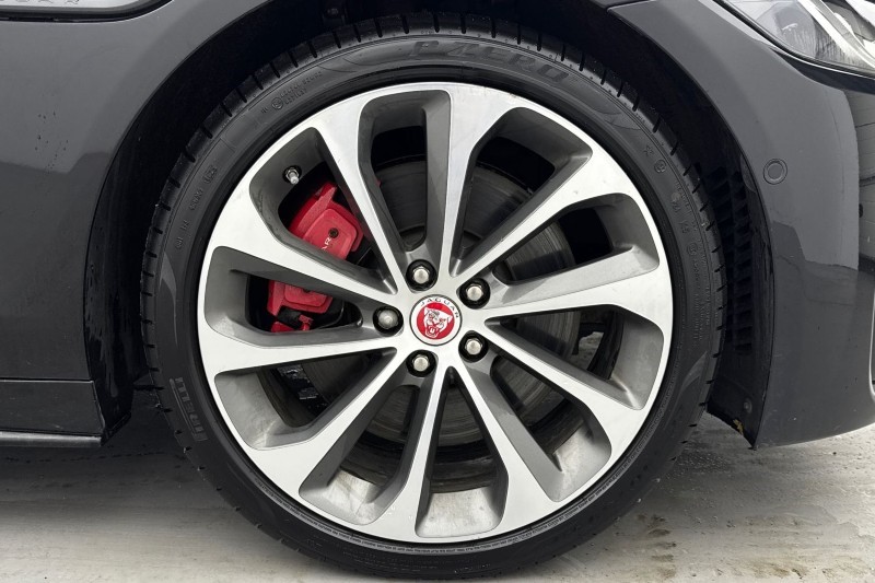 2021 (21) JAGUAR XE 2.0 P250 R-Dynamic Black 4dr Auto 5008836