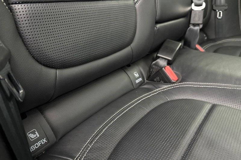 2021 (21) JAGUAR XE 2.0 P250 R-Dynamic Black 4dr Auto 5008862